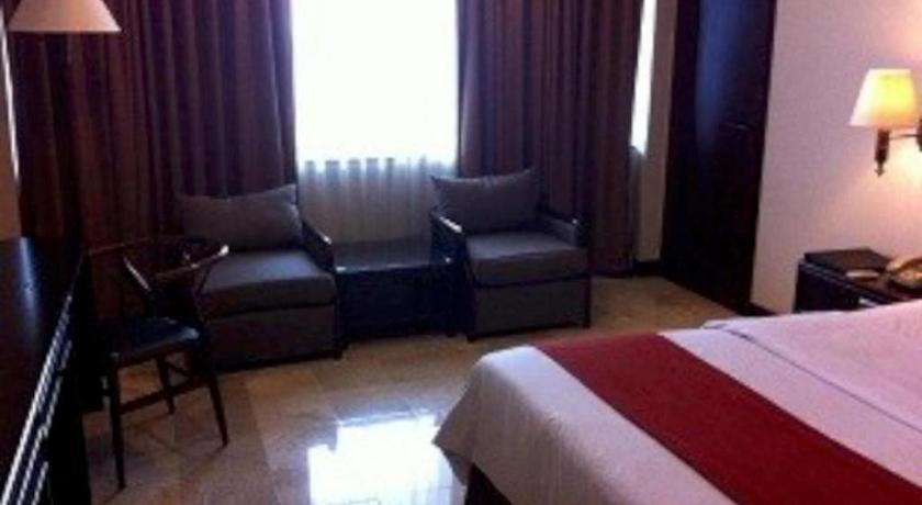 Mitra Bandung Hotel Exterior foto